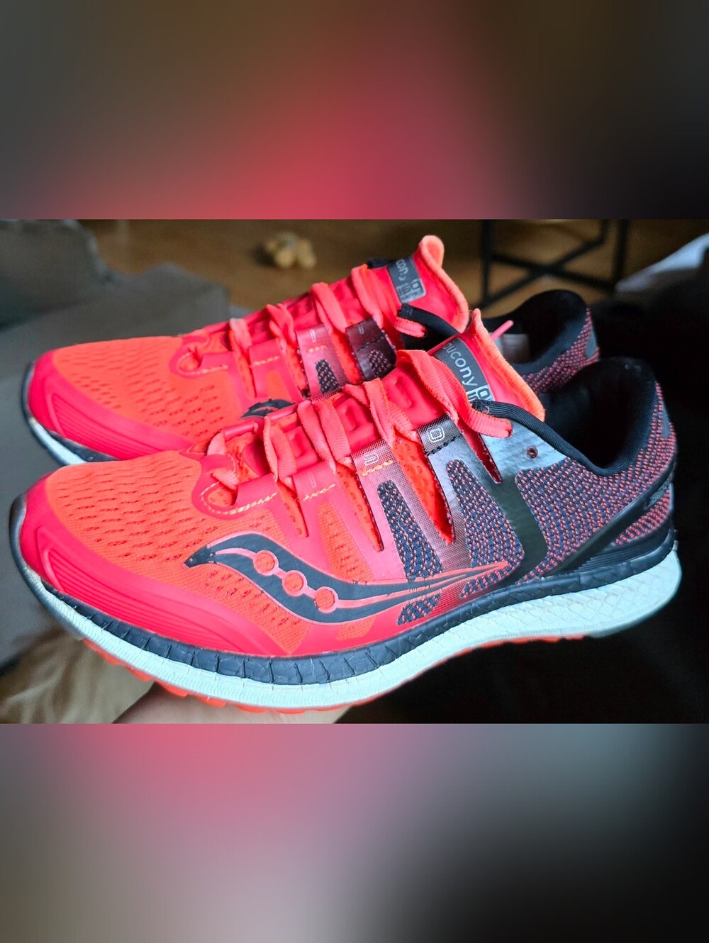 Women's Sz 8 SAUCONY LIBERTY ISO 'Vizi Red/Black/Grey' Running Shoes